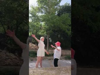 Зарядка с пожилыми людьми это дорога к счастью
