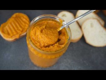 Кабачковая икра, такая съедается ещё до зимы, сколько ни сделай!