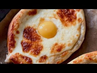 Хачапури по-аджарски из Сборника несладкой выпечки - дрожжевое мягкое тесто и мннного много начинки