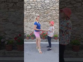 Я и Бабушка даём интервью о здоровом образе жизни/Una intrevista del estilo de la vida saludable...