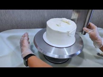 Шикарный способ украсить торт! Все гости были поражены !