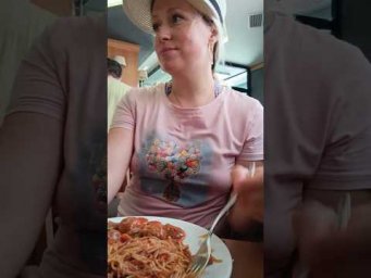 Una comida conmigo/ Обед со мной