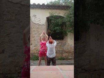 Продолжаем заниматься с бабушкой.Тренировка в 90+/Exercicio con jente mayor