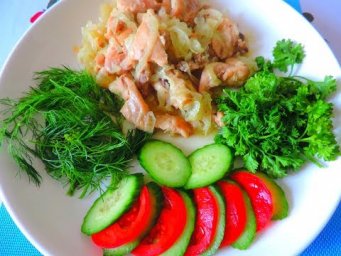 Курица с луком.  Правильное питание  с овощами без гарнира, пальчики оближете.