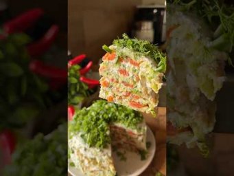 Ніжний кабачковий торт із лососем 