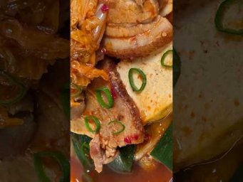 러시아인 셰프가 김치찌개를 만듭니다 #김치찌개 #김치 #한국요리 #한식 #러시아셰프 #러시아요리사 #셰프 #요리 #집밥 #집밥레시피 #레시피 #요리레시피 #맛있는요리 #국물요리