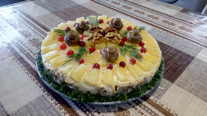 Такого Нереально Вкусного Салата Вы ещё не Пробовали Курица Орехи Грибы Ананас и Сыр